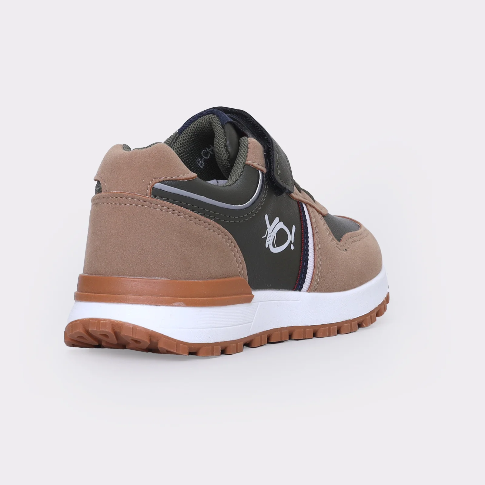Boys stand-out sneakers - Image 4