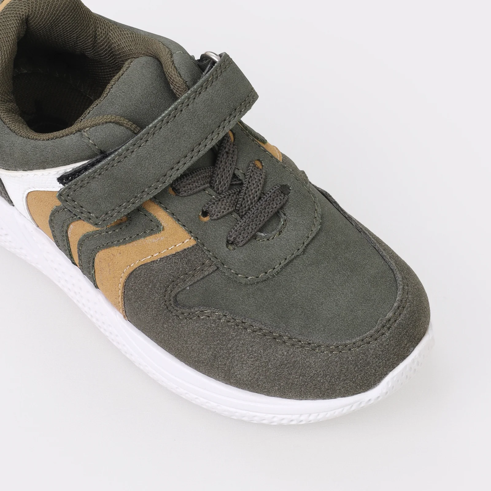 Kids Sports Shoes - Image 6