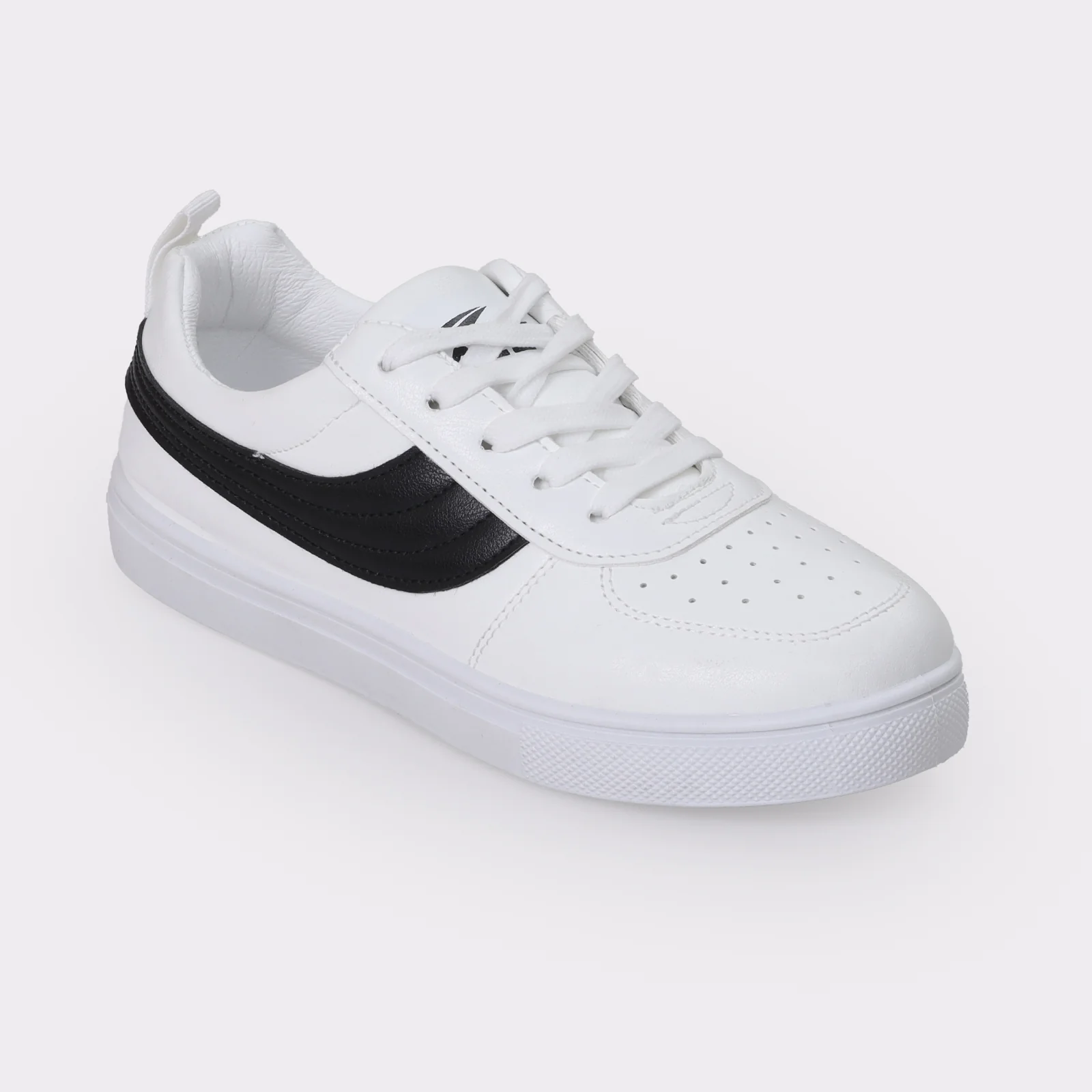 Boy's dailywear sneakers