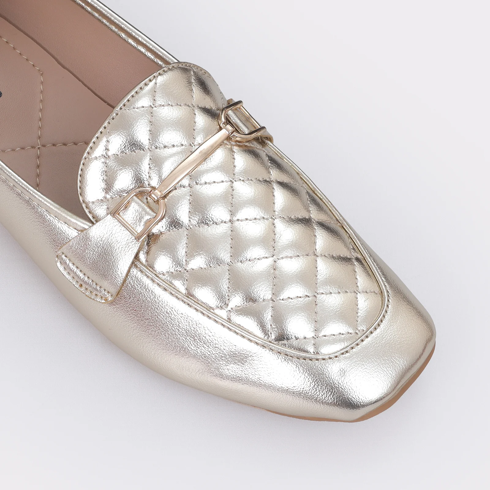 Women's sleek moccs - Image 6