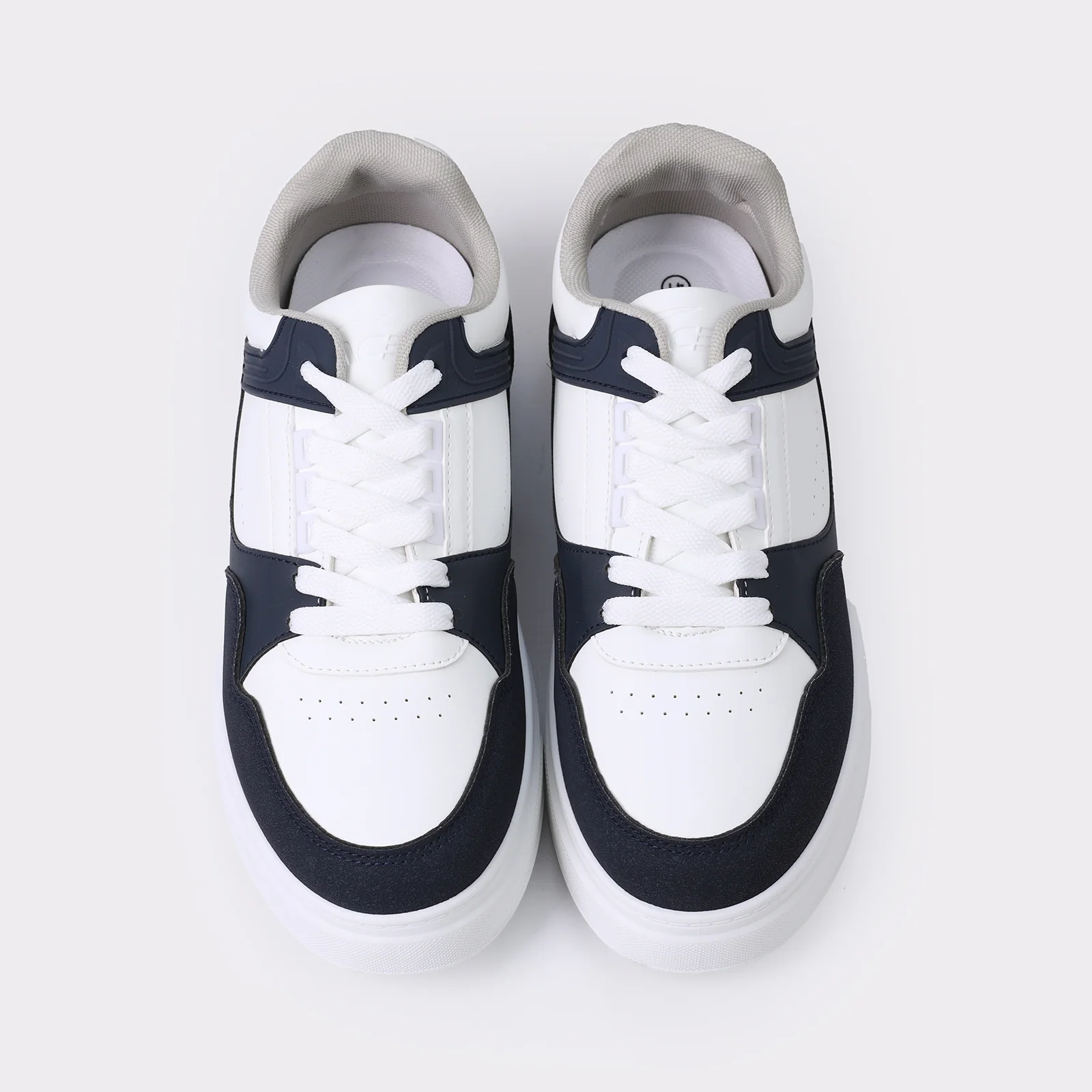 Men Sneakers - Image 4