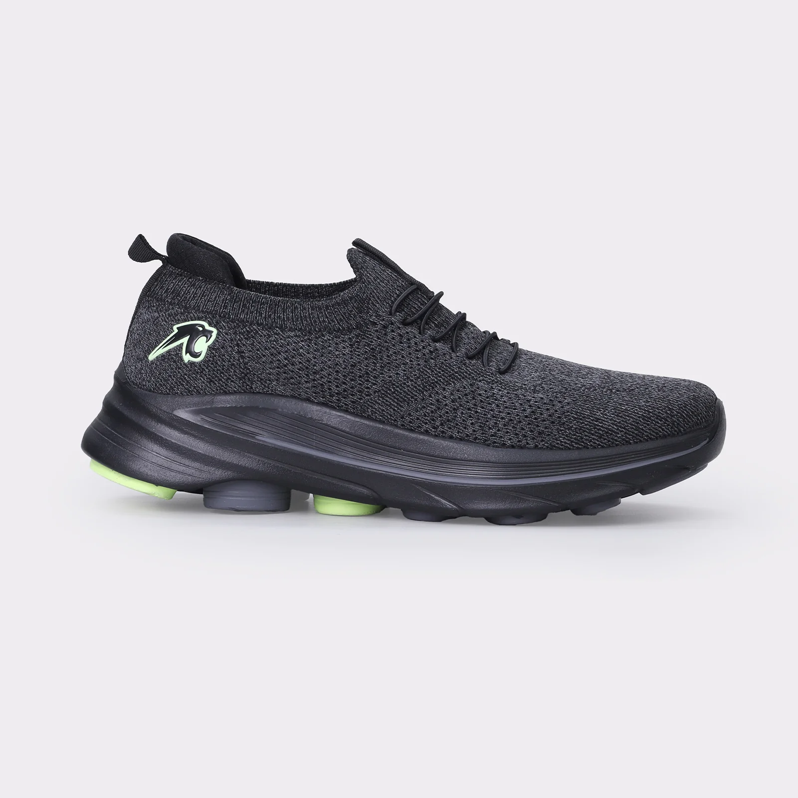 Men Everyday Sneakers - Image 3