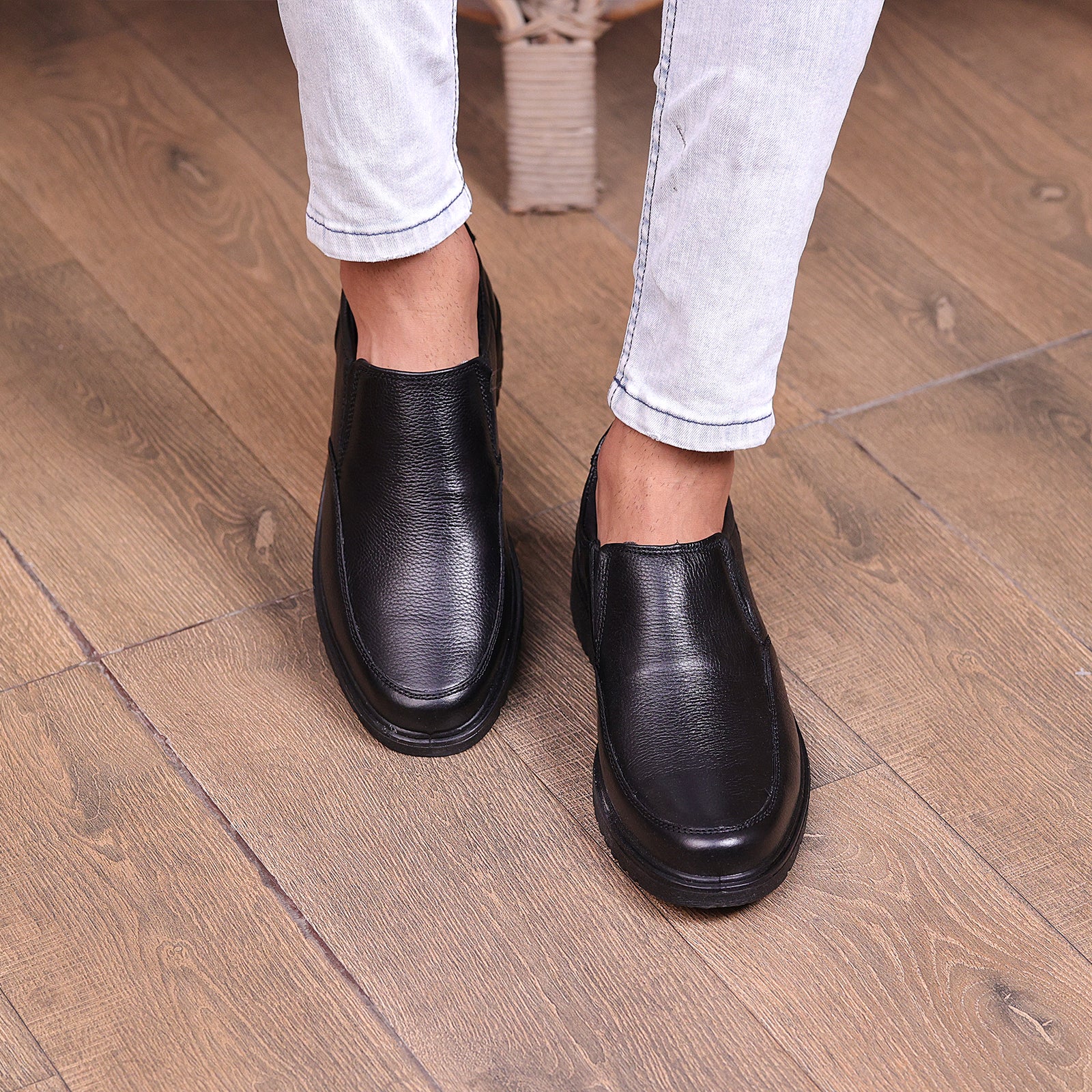 M-DC-0250001-Rugged Shoes - Image 2