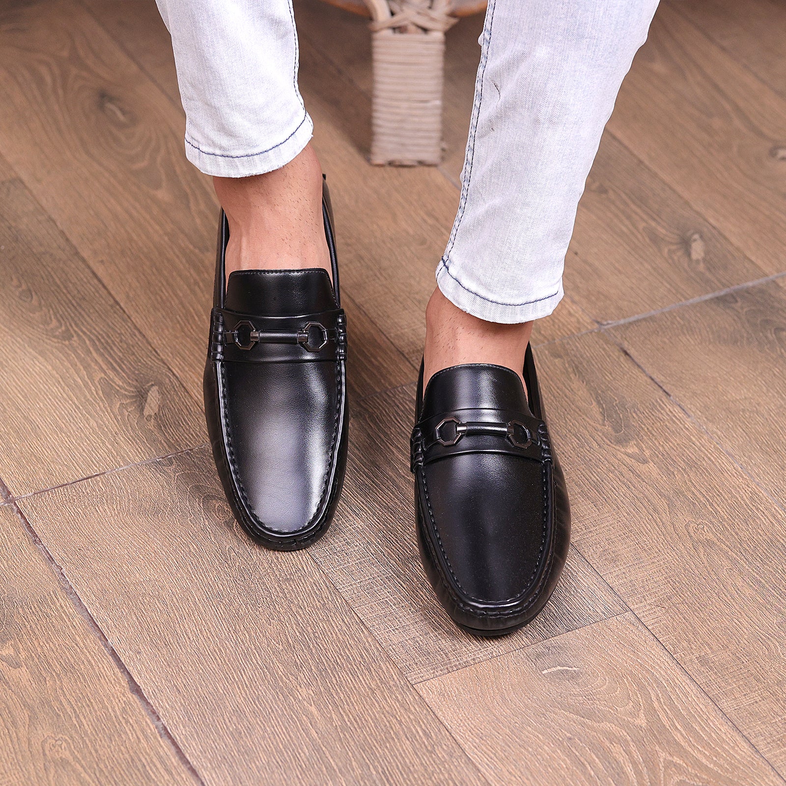 M-MV-0200511- Moccs - Image 2